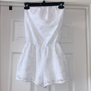 Lilly Pulitzer XS white lace romper